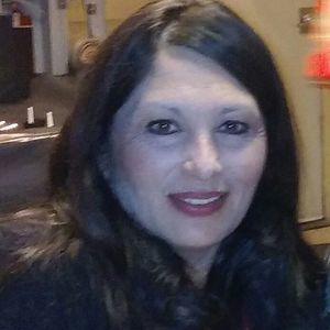 Meet your Posher, Lori